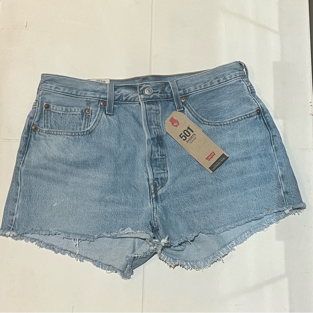 NWT Levi’s 501 Denim Shorts - High Rise